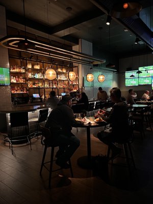 Conner's Kitchen + Bar by null