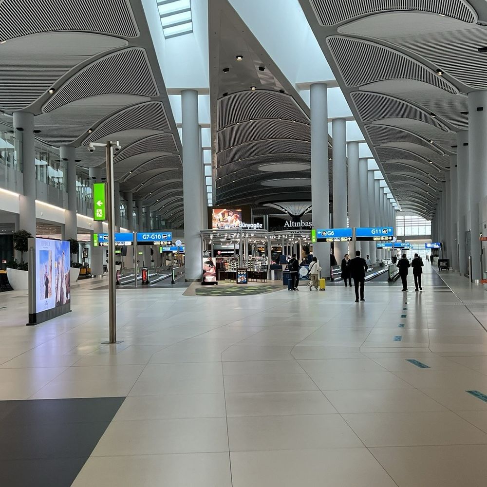 Turkish Airlines - Airport for somatic departures during Ramadan was very quiet. - Airlines Near Me - Istanbul, 34