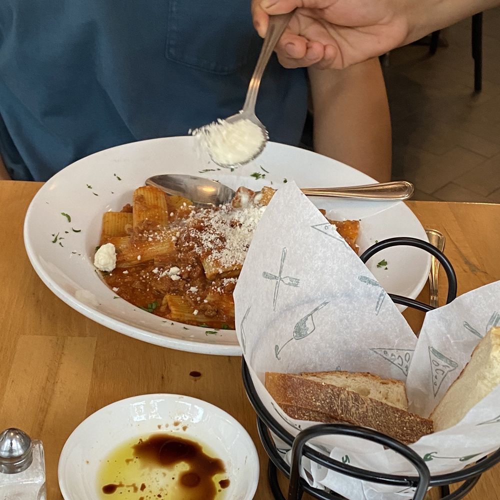 Fumo - a person eating a meal - Italian Near Me - New York, New York Fumo - a person eating a meal - Italian Near Me - New York, New York
