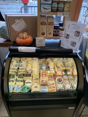 Crane River Cheese Club by null