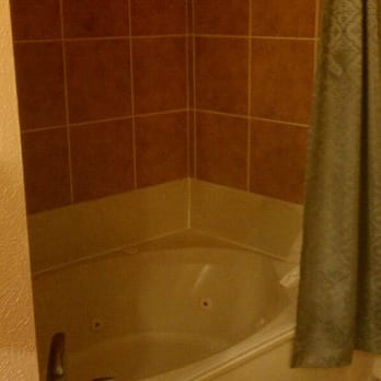 Resort Attractions - Jetted tub - Vacation Rental Agents Near Me - Willis, Texas