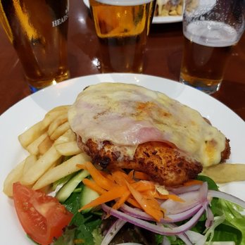 Ashley Hotel Restaurant - Good quality feed - Bars Near Me - Braybrook, VIC Ashley Hotel Restaurant - Good quality feed - Bars Near Me - Braybrook, VIC