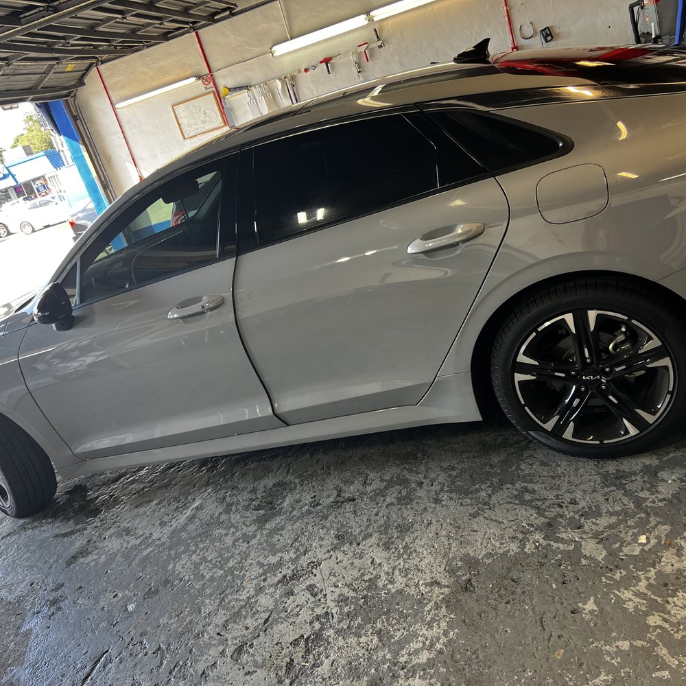 Mr.Tints - Vehicle Wraps Near Me - Miami, Florida Mr.Tints - Vehicle Wraps Near Me - Miami, Florida