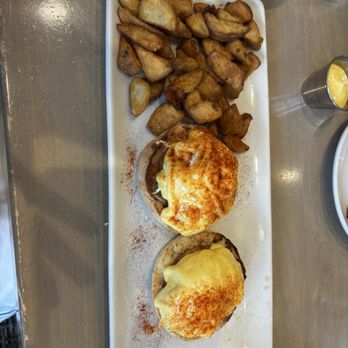 SweetDiner - Classic eggs Benedict, breakfast potatoes - Diners Near Me - Milwaukee, Wisconsin SweetDiner - Classic eggs Benedict, breakfast potatoes - Diners Near Me - Milwaukee, Wisconsin