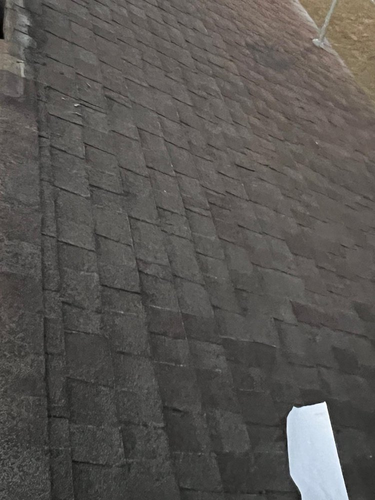 Slide of Lissie’s Roofing and Construction