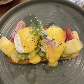 Fig & Ginger - Avocado Toast - Breakfast & Brunch Near Me - Honolulu, Hawaii Fig & Ginger - Avocado Toast - Breakfast & Brunch Near Me - Honolulu, Hawaii