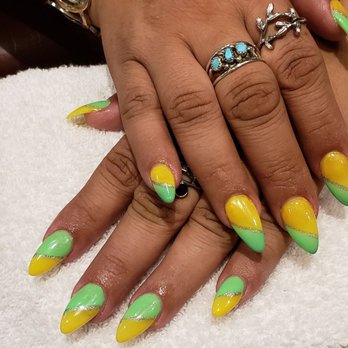 Golden Nails And Spa - Nail Salons Near Me - Eugene, Oregon