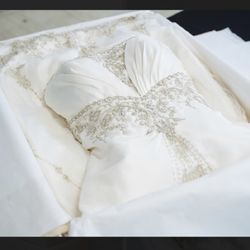 Gown Preservation Specialists