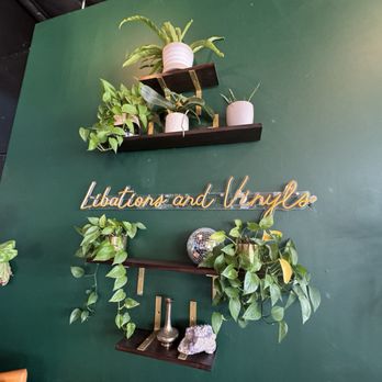 The EP Listening Lounge - Coffee & Tea Near Me - Reno, Nevada