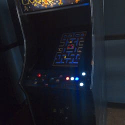 Neil's Bahr - Free play multicade with 412 classic arcade games! And ask about playing snes :)
