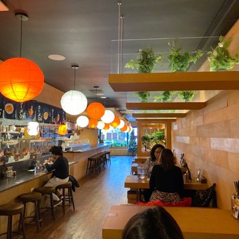 Strings Ramen- Hyde Park - Dining area - Ramen Near Me - Chicago, Illinois