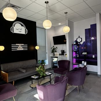 LoFi Dental - Customer waiting area - General Dentistry Near Me - Edmond, Oklahoma LoFi Dental - Customer waiting area - General Dentistry Near Me - Edmond, Oklahoma