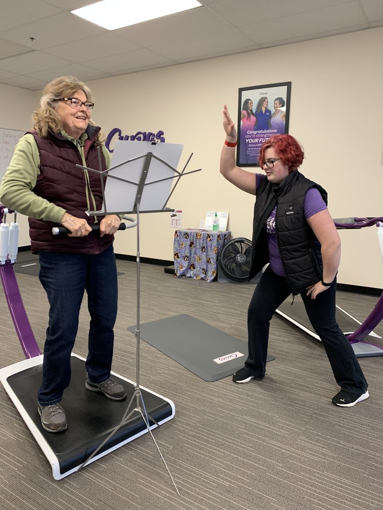 CURVES Updated September 2024 6848 Skyway, Paradise, California