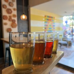 Misbeehavin' Meads - Flight mix of mead and cider