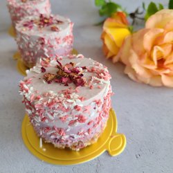 Sweet Calibri - Berthday cakes. desserts. veding cakes.