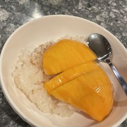 Mango with Sweet Sticky Rice