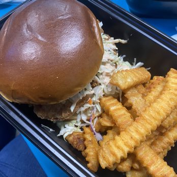 Smokin Jays - Chicken sando - Barbeque Near Me - Oxnard, California Smokin Jays - Chicken sando - Barbeque Near Me - Oxnard, California