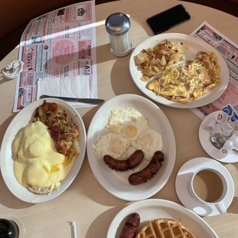 Nanuet Diner - Diners Near Me - Nanuet, New York