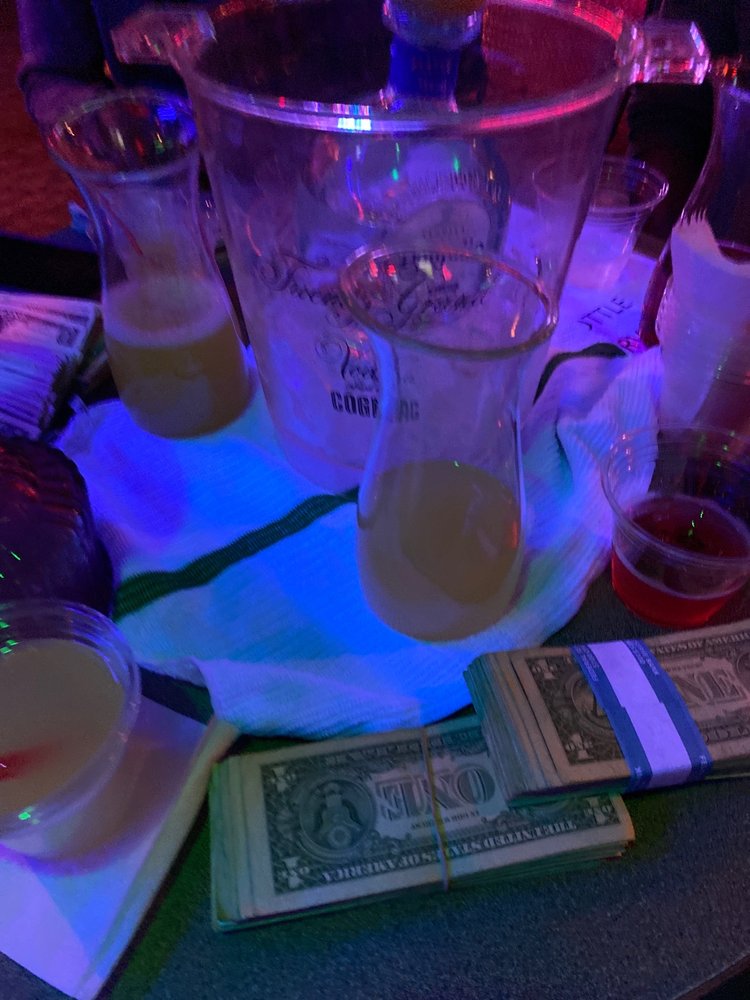 STROKERS CLUB 84 Photos & 57 Reviews 1353 Brockett Rd, Clarkston