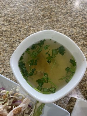 Cơm Gà Thượng Hải by null