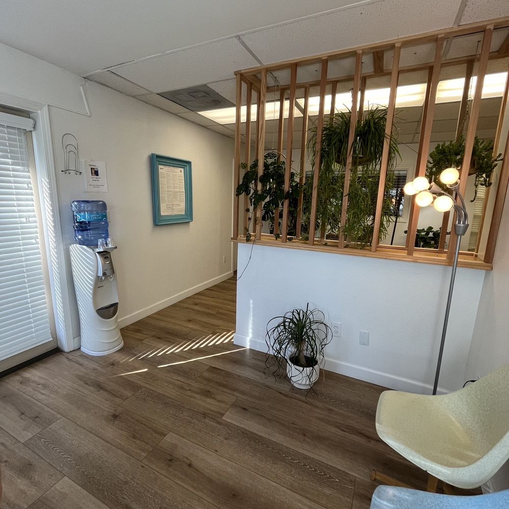 The Wax Shack - Entry to waiting room - Waxing Near Me - Murrieta, California The Wax Shack - Entry to waiting room - Waxing Near Me - Murrieta, California