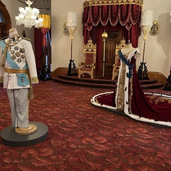 Iolani Palace - Museums Near Me - Honolulu, Hawaii