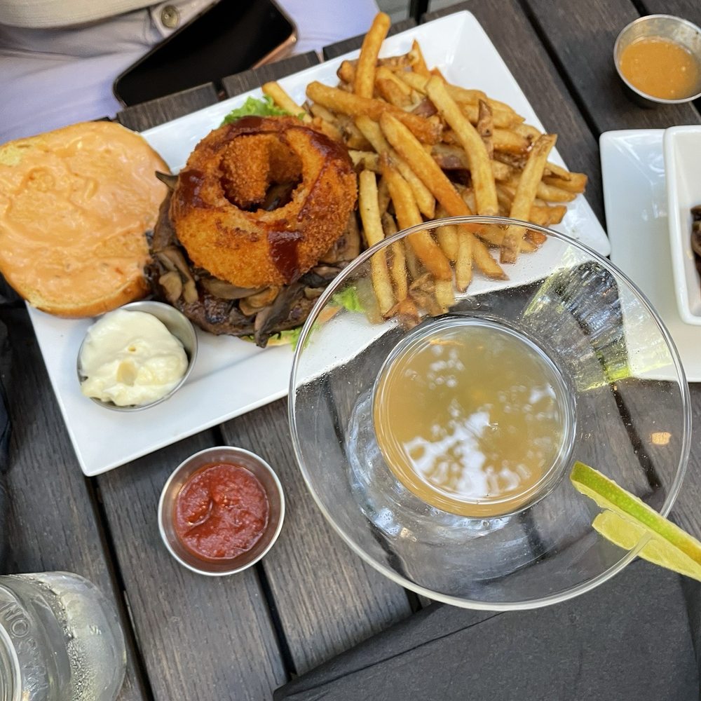 The Bad Apple - Nada Burger - American Near Me - Chicago, Illinois The Bad Apple - Nada Burger - American Near Me - Chicago, Illinois