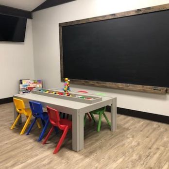 Old Town Express Laundry - Children's area - Laundromat Near Me - Marietta, Ohio