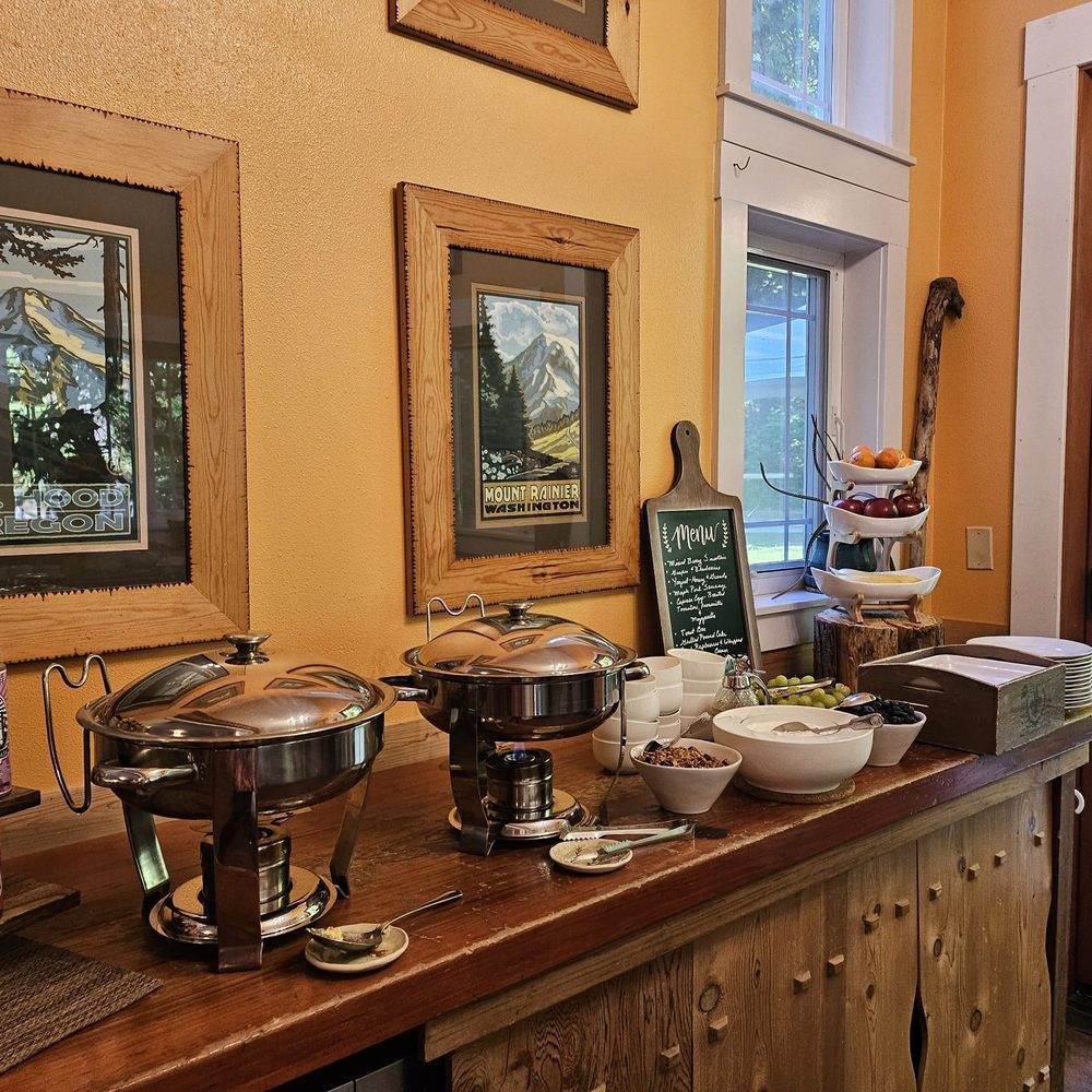 TreeHouse Point - The breakfast buffet was delicious, and lots of gf options - Bed & Breakfast Near Me - Issaquah, Washington TreeHouse Point - The breakfast buffet was delicious, and lots of gf options - Bed & Breakfast Near Me - Issaquah, Washington