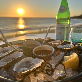 Larsen - Oysters - Cocktail Bars Near Me - Laguna Beach, California