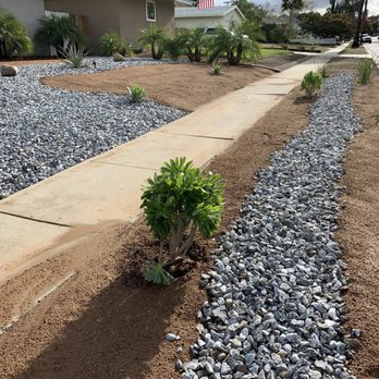 Modern Landscape - Landscaping Near Me - Redlands, California Modern Landscape - Landscaping Near Me - Redlands, California