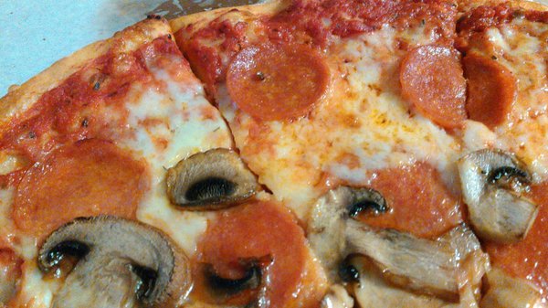 Vincenzo’s Pizzeria by null
