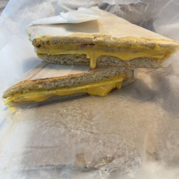La Bahía Bakery - El mananero - Bakeries Near Me - Tampa Bay, Florida