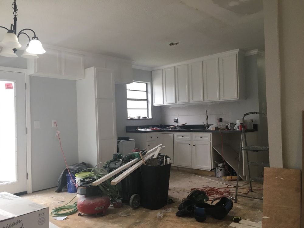 Slide of Wade's Home Improvements & Roofing