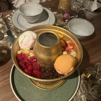 Star Leaf - Asian Fusion Near Me - Pasadena, California