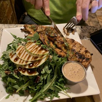 Iron Vine - Chicken arugula salad - Tapas Bars Near Me - Peekskill, New York Iron Vine - Chicken arugula salad - Tapas Bars Near Me - Peekskill, New York