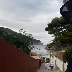 Toc al Mar - Headed into what most would call "a tourist trap."