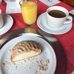 La casa de Pepe - Complimentary pan dulce, orange juice & coffee