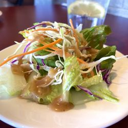 Tasty Thai - Salad came with lunch was so refreshing, the peanut flavored dressing was really good (09/24)