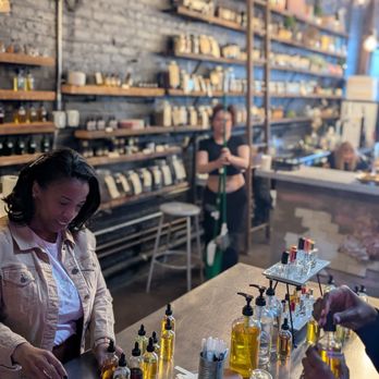 Workshop Apothecary - The creation process - Herbal Shops Near Me - Chicago, Illinois