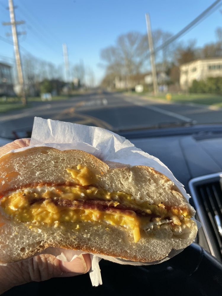 BAGEL TIME & DELI Updated August 2024 57 Photos & 100 Reviews 341