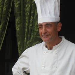 Experience Italy - Dinner's waiting...