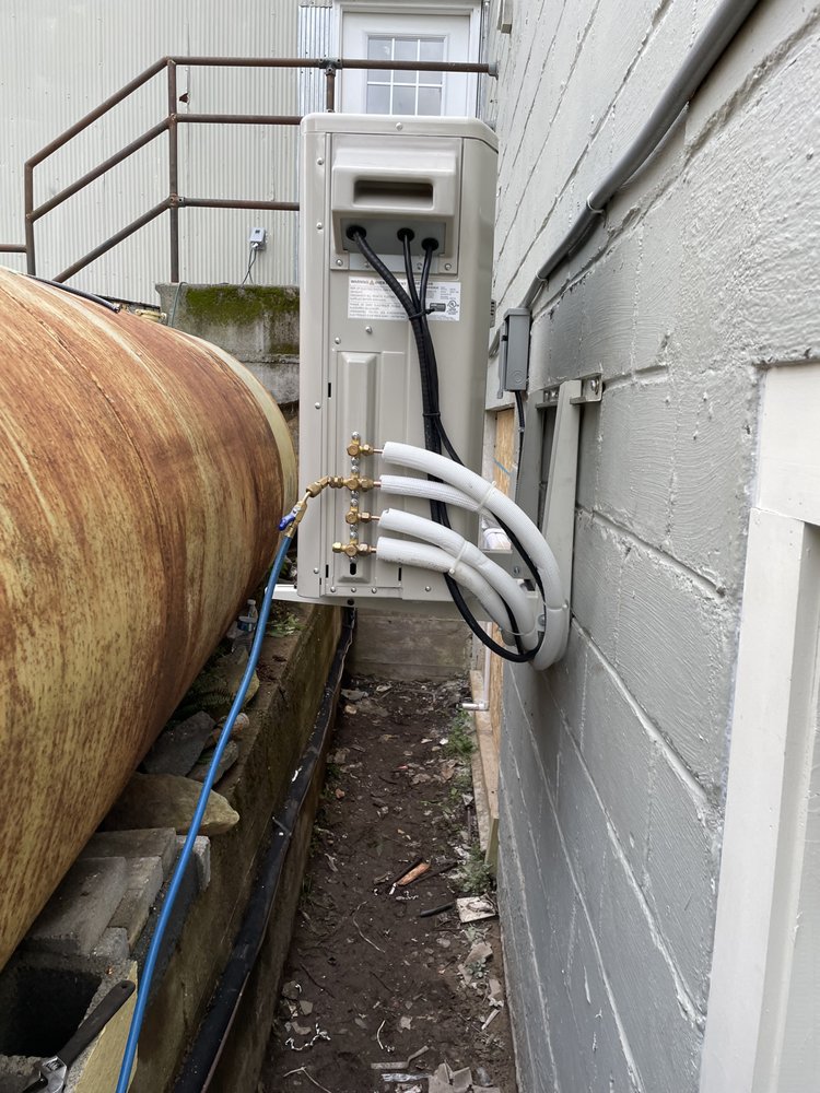 Slide of Chilly Willy Mechanical Services