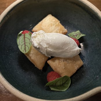 Verse - Beignets - Seafood Near Me - Toluca Lake, California