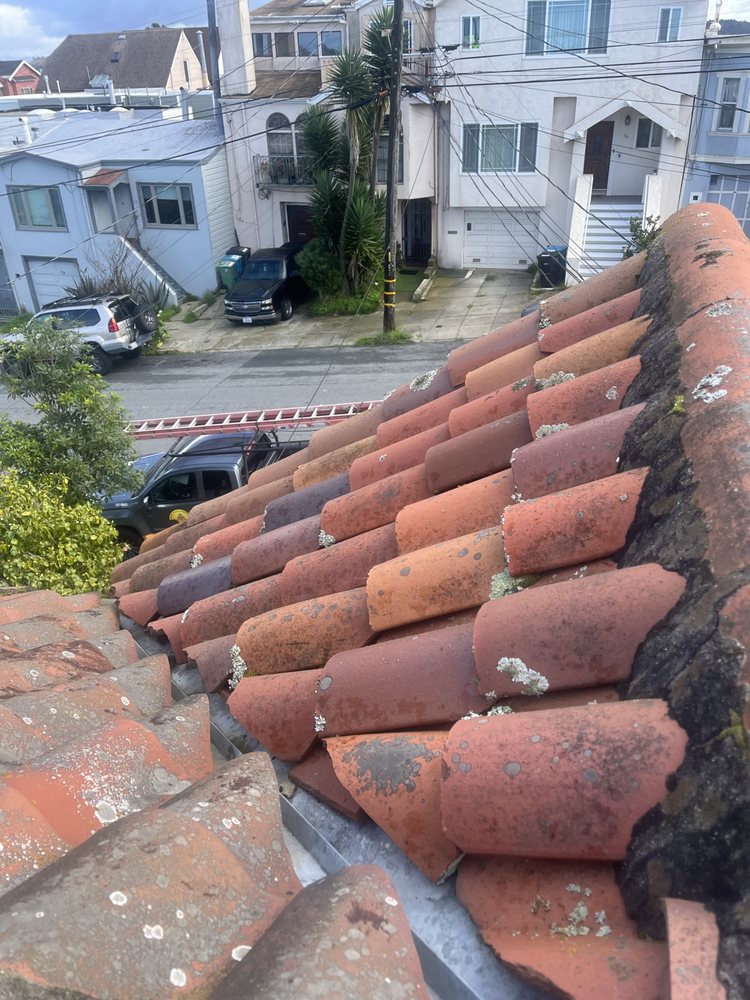 Slide of Machu Picchu Roofing