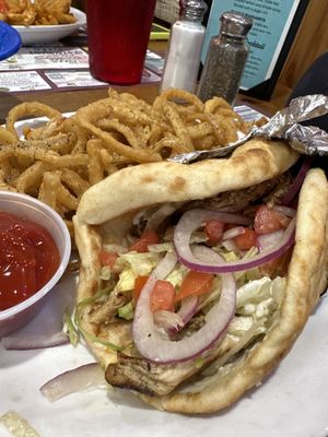 4 G's Restaurant & Pizza by null