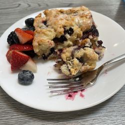 Cafe One East - Scones just fall apart on the plate !