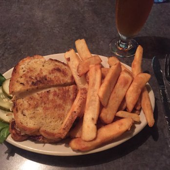 Gettysburg Eddie's - Reuben sandwich with steakfries - New American Near Me - Gettysburg, Pennsylvania Gettysburg Eddie's - Reuben sandwich with steakfries - New American Near Me - Gettysburg, Pennsylvania
