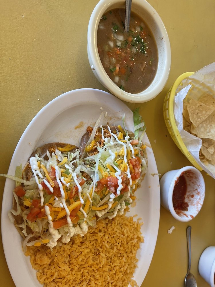 La Mixteca Mexican Restaurant & Seafood