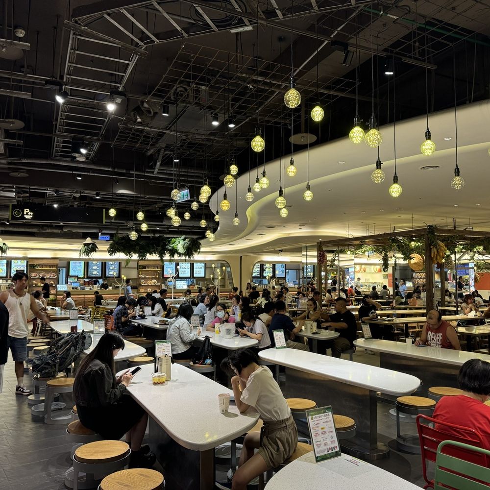 TOP 10 BEST Shopping near Guanqian Rd 18, 黎明里100, Taiwan - Updated 2025 -  Yelp